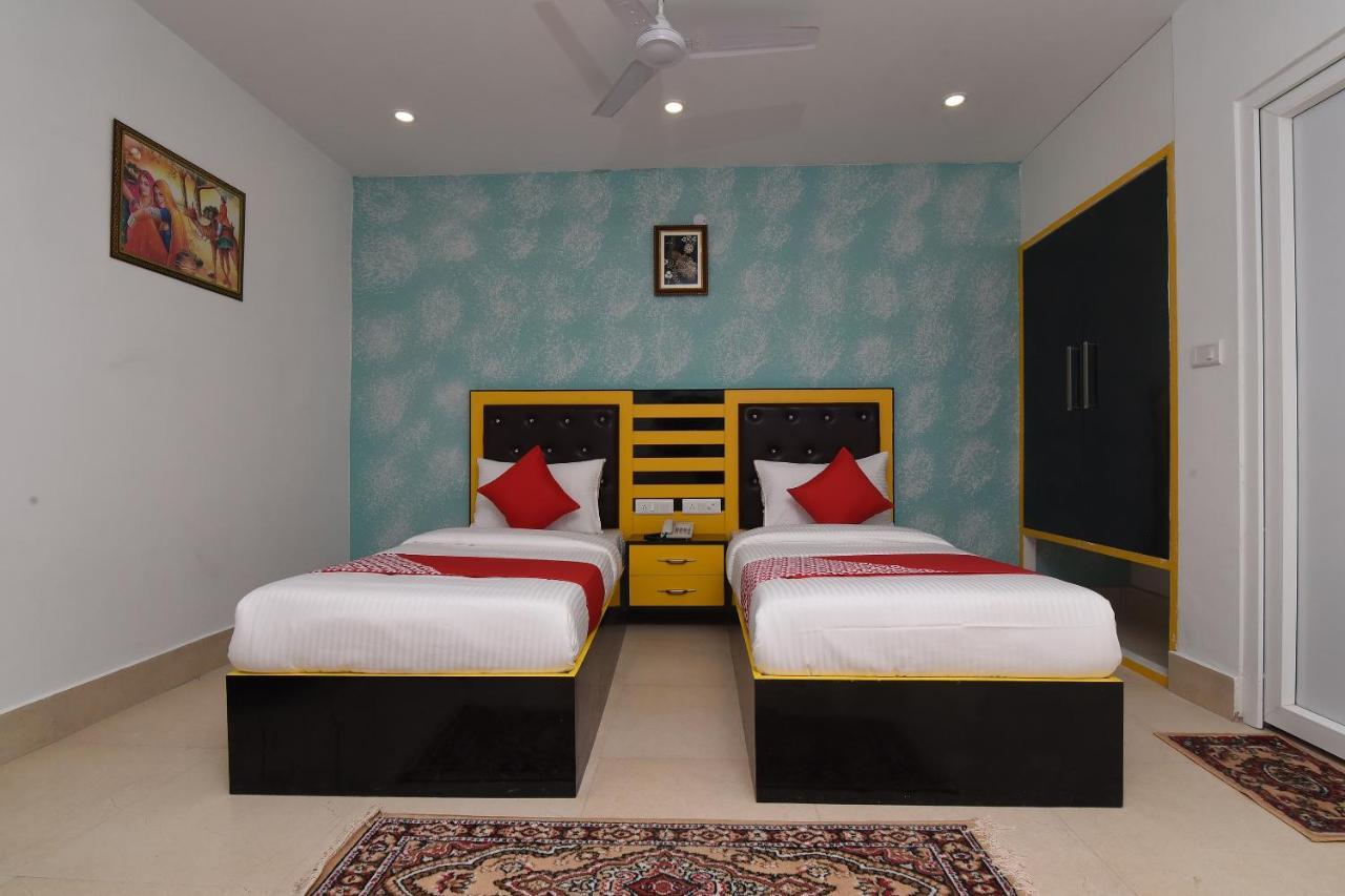 Capital O 13310 Noida Suites Eksteriør bilde