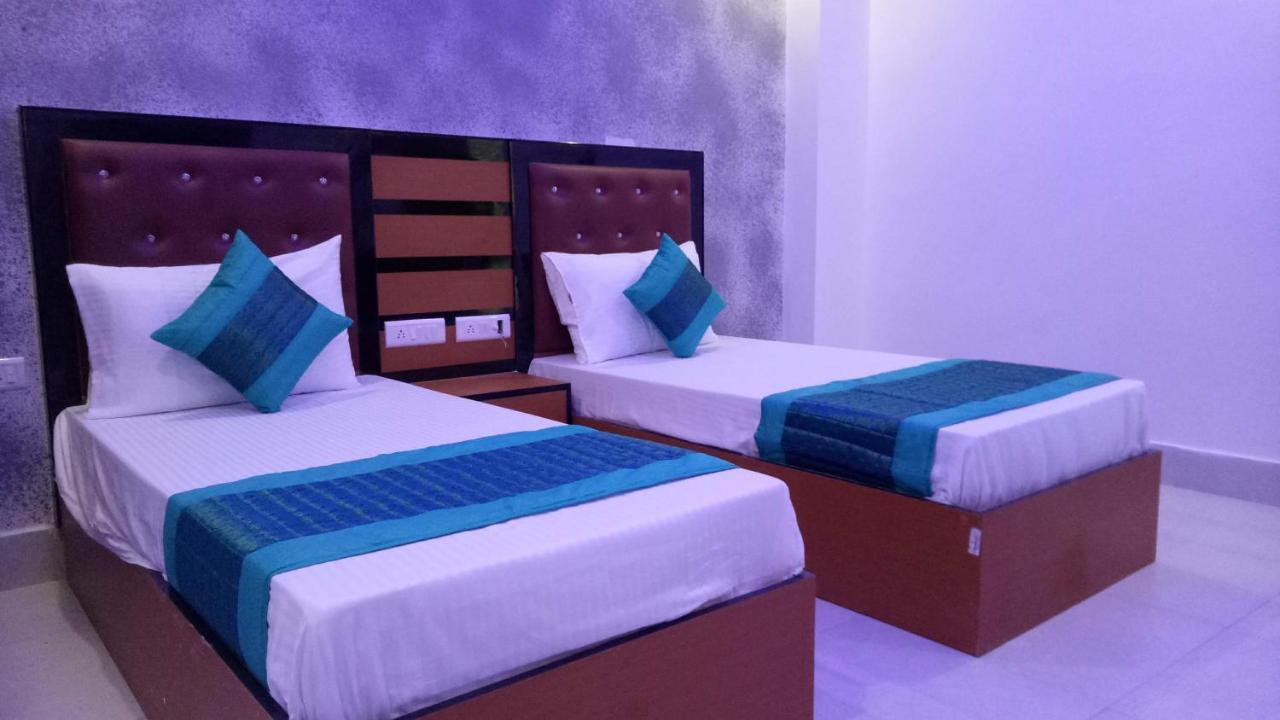 Capital O 13310 Noida Suites Eksteriør bilde